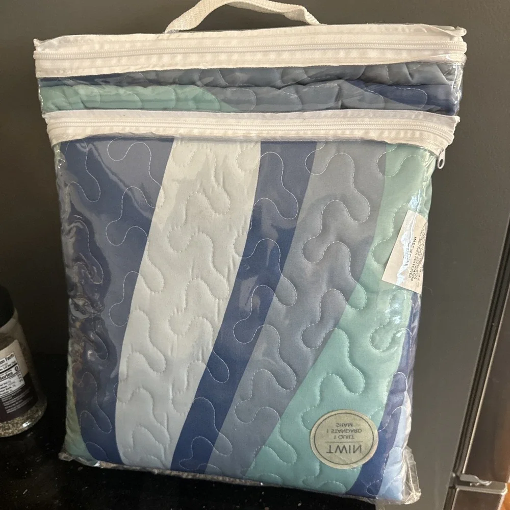 Sea Waves Blue White Quilt Set Twin Ocean Reversible Coastal Comforter Shams